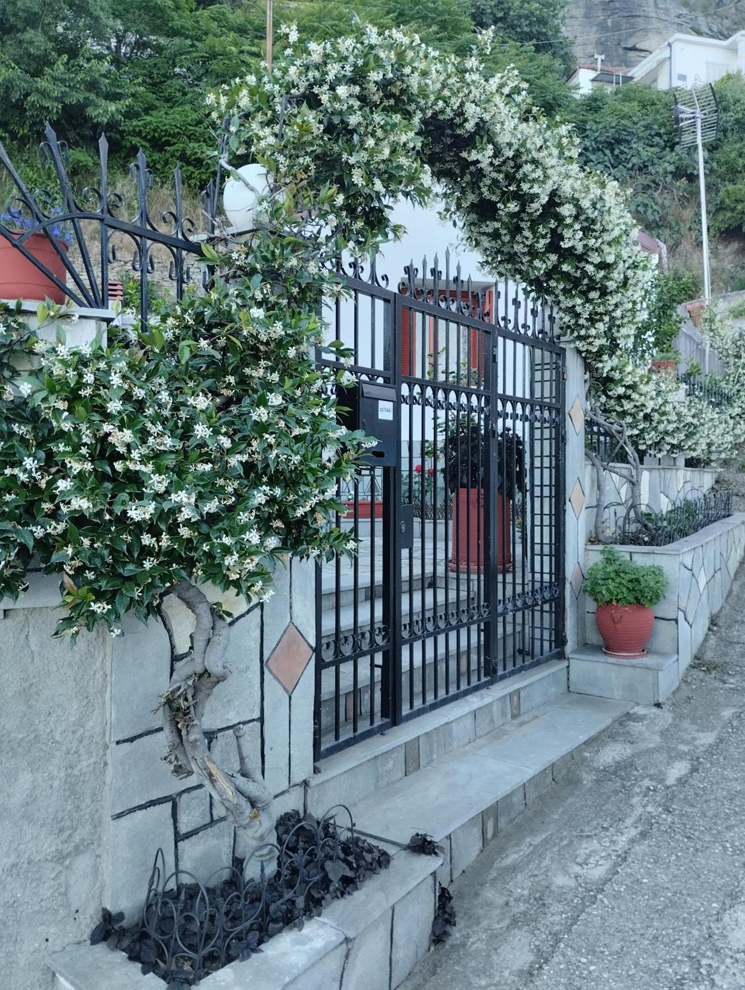 Spitaki Villa Kavála ภายนอก รูปภาพ